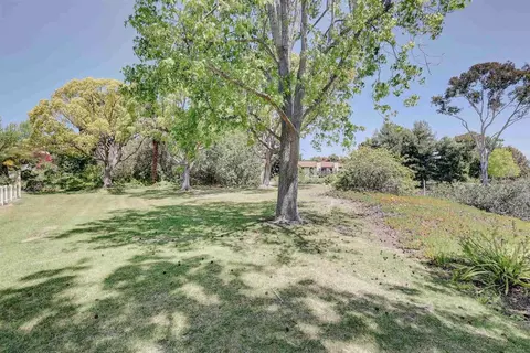 Exterior - 1982 Fairlee Dr, Encinitas, CA 92024 photo 5 of 9
