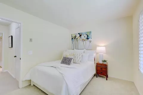 Bedroom - 1982 Fairlee Dr, Encinitas, CA 92024 photo 5 of 7