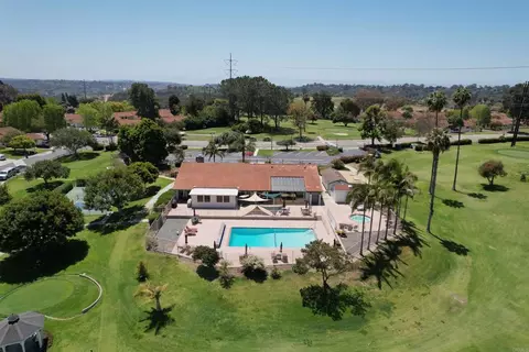View/Area - 1982 Fairlee Dr, Encinitas, CA 92024 photo 5 of 9