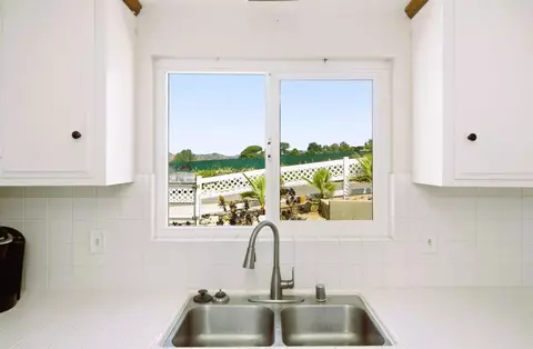Kitchen - 421 Hillcrest Ln, Fallbrook, CA 92028 photo 1 of 2