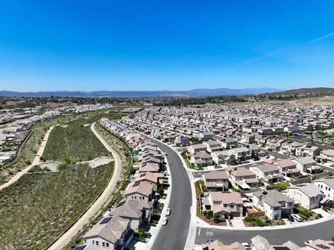 View/Area - 39665 Foxtail Dr, Temecula, CA 92591 photo 15 of 16
