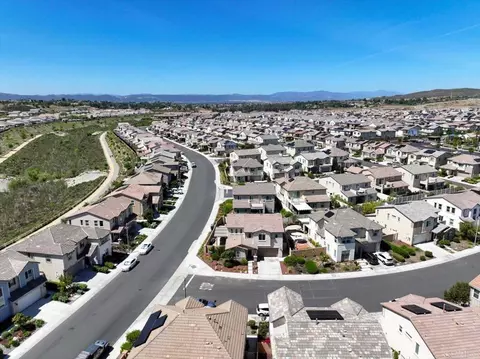 View/Area - 39665 Foxtail Dr, Temecula, CA 92591 photo 5 of 16