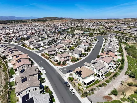 View/Area - 39665 Foxtail Dr, Temecula, CA 92591 photo 8 of 16