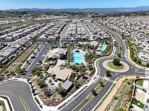 View/Area - 39665 Foxtail Dr, Temecula, CA 92591 photo 9 of 16