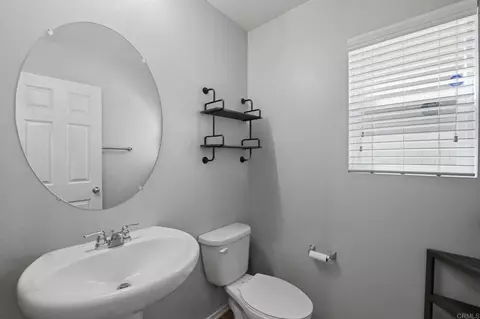 Entry Way - 35302 Brown Galloway Ln, Fallbrook, CA 92028 photo 3 of 6