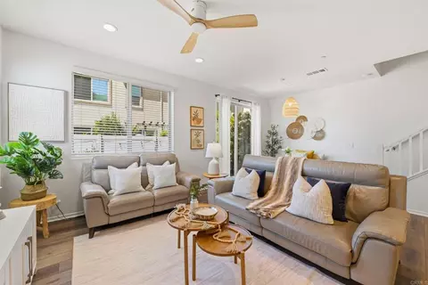 1175 Via Lucero, Oceanside, CA 92056