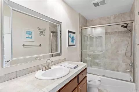 Bath - 4233 Los Padres Dr, Fallbrook, CA 92028 photo 2 of 2