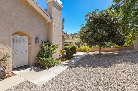 Exterior - 4233 Los Padres Dr, Fallbrook, CA 92028 photo 3 of 5