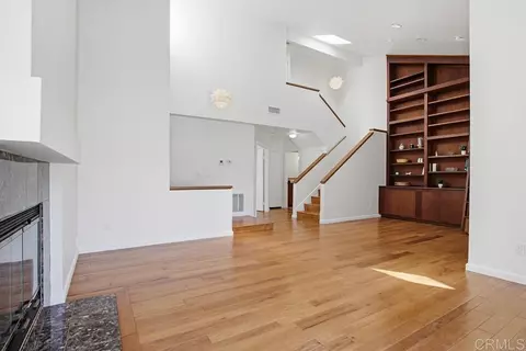 Living - 2020 Coolngreen Ln, Encinitas, CA 92024 photo 6 of 8