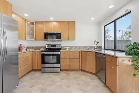 Kitchen - 2020 Coolngreen Ln, Encinitas, CA 92024 photo 5 of 5