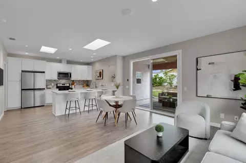 10483 Glenellen Ave, San Diego, CA 92126