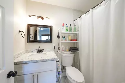 Bath - 3691 Circle Dr, Julian, CA 92036 photo 1 of 3