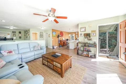 Living - 3691 Circle Dr, Julian, CA 92036 photo 2 of 6