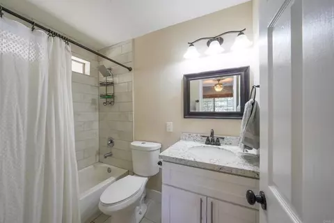 Bath - 3691 Circle Dr, Julian, CA 92036 photo 3 of 3