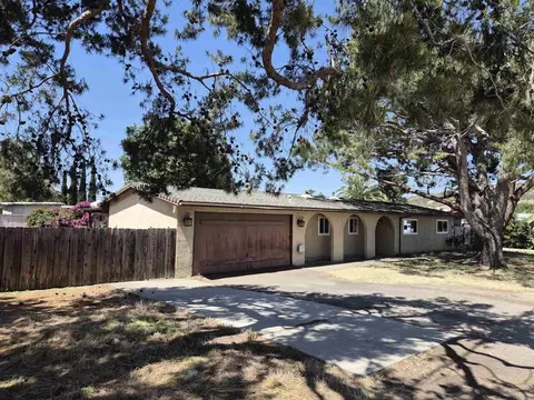 104 Rancheros Dr, San Marcos, CA 92096