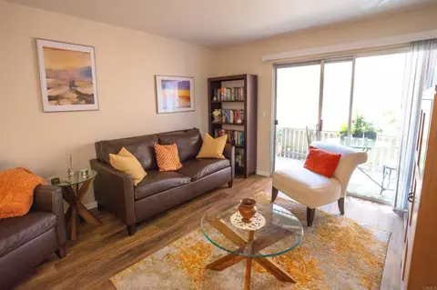 432 Edgehill Ln #79, Oceanside, CA 92054