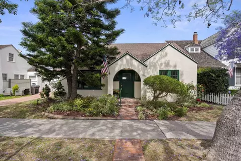 1011 Flora Ave, Coronado, CA 92118