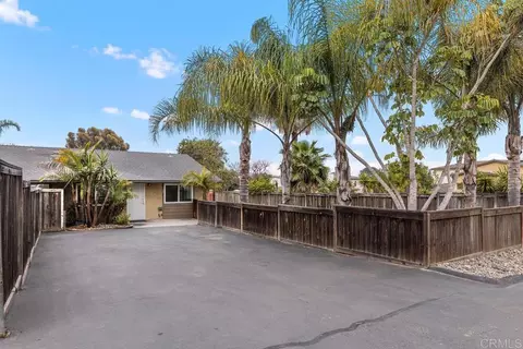 889 Bracero Rd, Encinitas, CA 92024