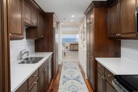 Kitchen - 939 Coast Blvd #10E, La Jolla, CA 92037 photo 3 of 3