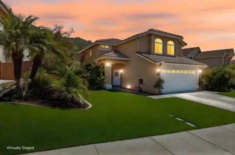 29767 Platanus Dr, Escondido, CA 92026