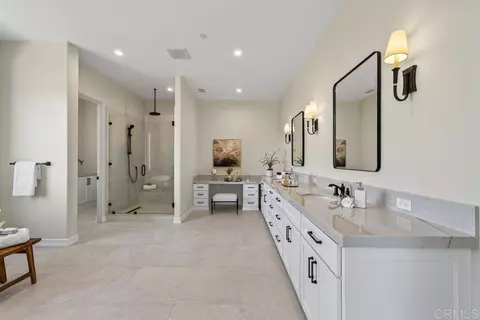 Bath - 3066 Via Montevina, Fallbrook, CA 92028 photo 2 of 6