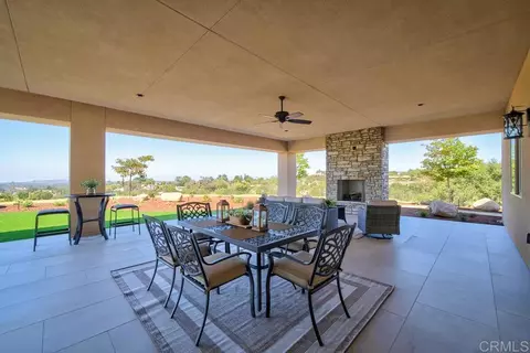 Exterior - 3066 Via Montevina, Fallbrook, CA 92028 photo 9 of 21