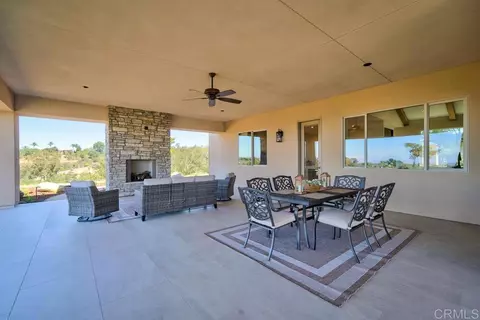 Exterior - 3066 Via Montevina, Fallbrook, CA 92028 photo 3 of 21
