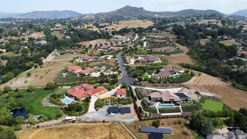 View/Area - 3066 Via Montevina, Fallbrook, CA 92028 photo 1 of 3