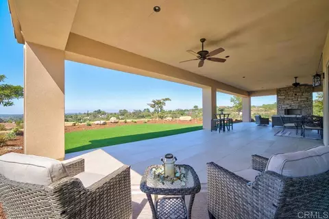 Exterior - 3066 Via Montevina, Fallbrook, CA 92028 photo 6 of 21