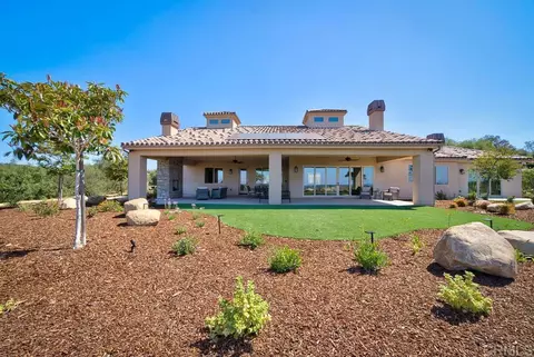 Exterior - 3066 Via Montevina, Fallbrook, CA 92028 photo 15 of 21