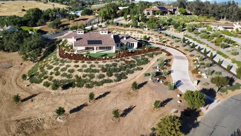 View/Area - 3066 Via Montevina, Fallbrook, CA 92028 photo 2 of 3