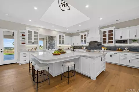 Kitchen - 3066 Via Montevina, Fallbrook, CA 92028 photo 2 of 11