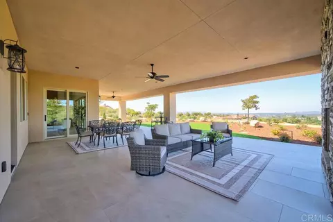 Exterior - 3066 Via Montevina, Fallbrook, CA 92028 photo 12 of 21