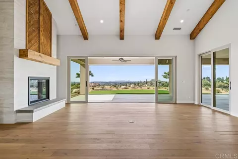 Living - 3066 Via Montevina, Fallbrook, CA 92028 photo 4 of 7