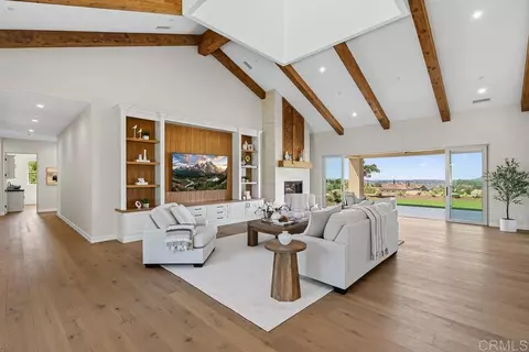 Living - 3066 Via Montevina, Fallbrook, CA 92028 photo 4 of 4