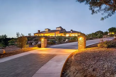 Exterior - 3066 Via Montevina, Fallbrook, CA 92028 photo 22 of 26