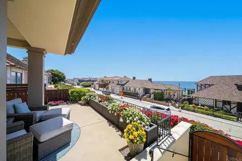 Exterior - 1922 S Pacific St, Oceanside, CA 92054 photo 8 of 14