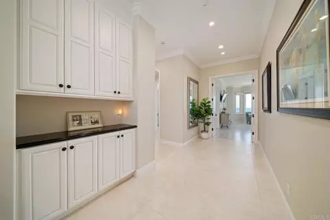 Entry Way - 1922 S Pacific St, Oceanside, CA 92054 photo 4 of 6