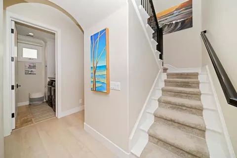 Entry Way - 1922 S Pacific St, Oceanside, CA 92054 photo 5 of 6