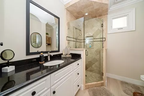 Bath - 1922 S Pacific St, Oceanside, CA 92054 photo 3 of 3