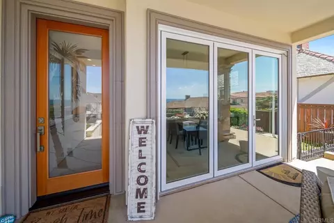 Exterior - 1922 S Pacific St, Oceanside, CA 92054 photo 4 of 14