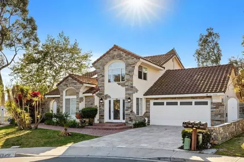 10817 Rueda Ct, San Diego, CA 92124