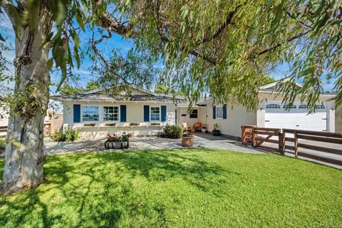 16002 Warren Ln, Huntington Beach, CA 92649