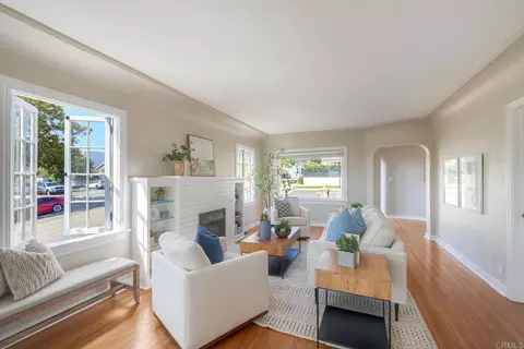 Living - 403 S Horne, Oceanside, CA 92054 photo 1 of 2
