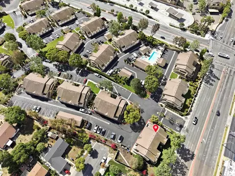 View/Area - 5004 Los Morros Way #2, Oceanside, CA 92057 photo 3 of 4