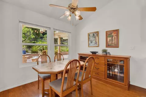 Dining - 3757 Southridge Way, Oceanside, CA 92056 photo 3 of 5