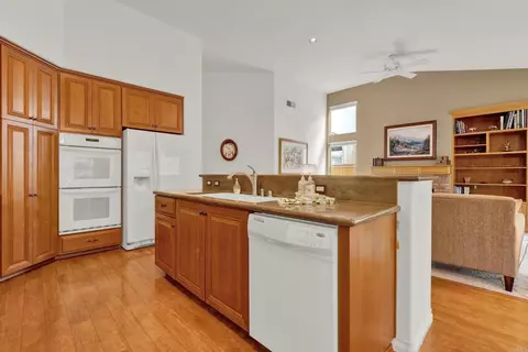 Kitchen - 3757 Southridge Way, Oceanside, CA 92056 photo 3 of 4