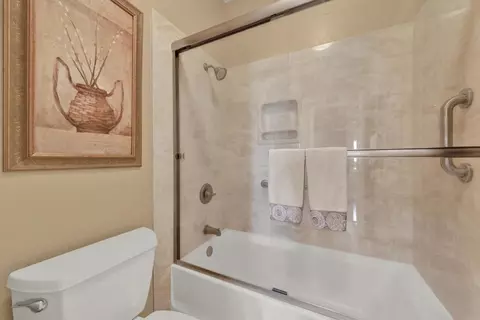 Bath - 3757 Southridge Way, Oceanside, CA 92056 photo 4 of 4