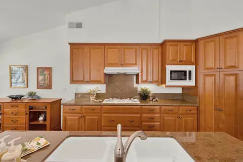 Kitchen - 3757 Southridge Way, Oceanside, CA 92056 photo 1 of 4