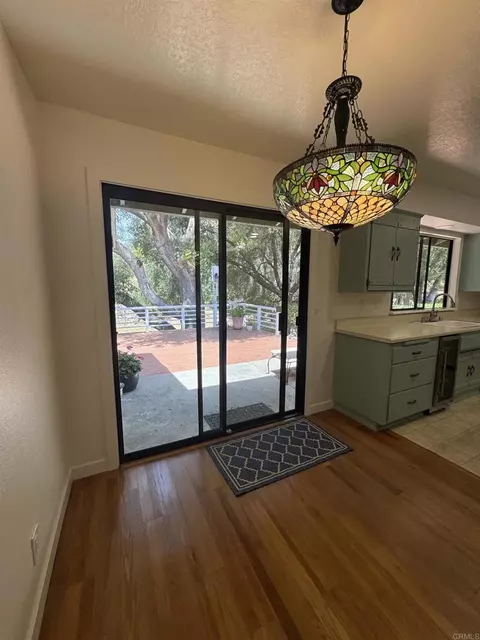 Dining - 15426 Vali Hai Rd, Poway, CA 92064 photo 1 of 2
